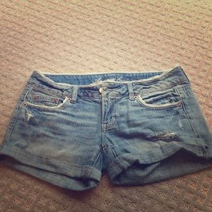 American Eagle distressed jean shorts
